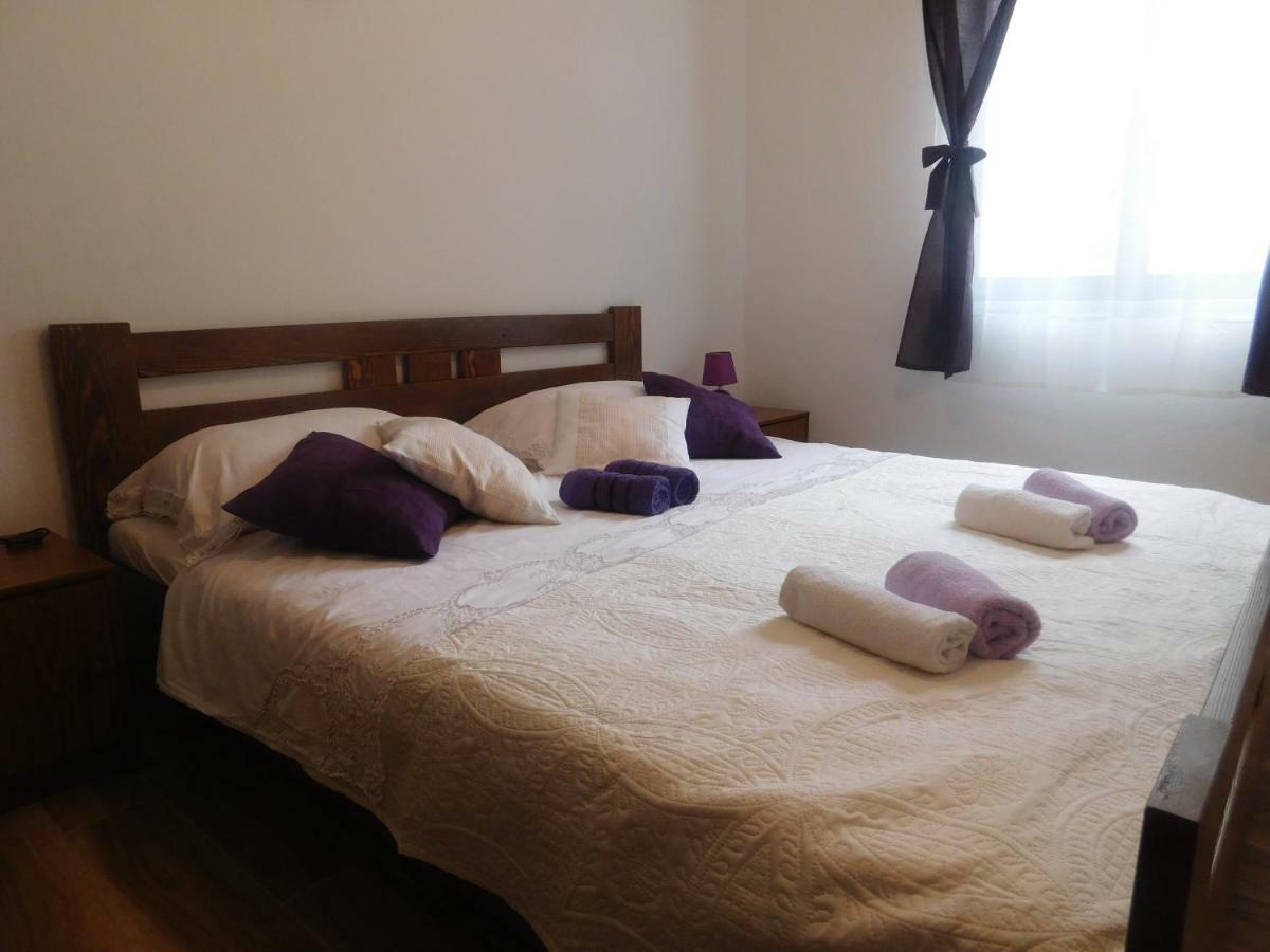 Apartment Artusi Pula Buitenkant foto